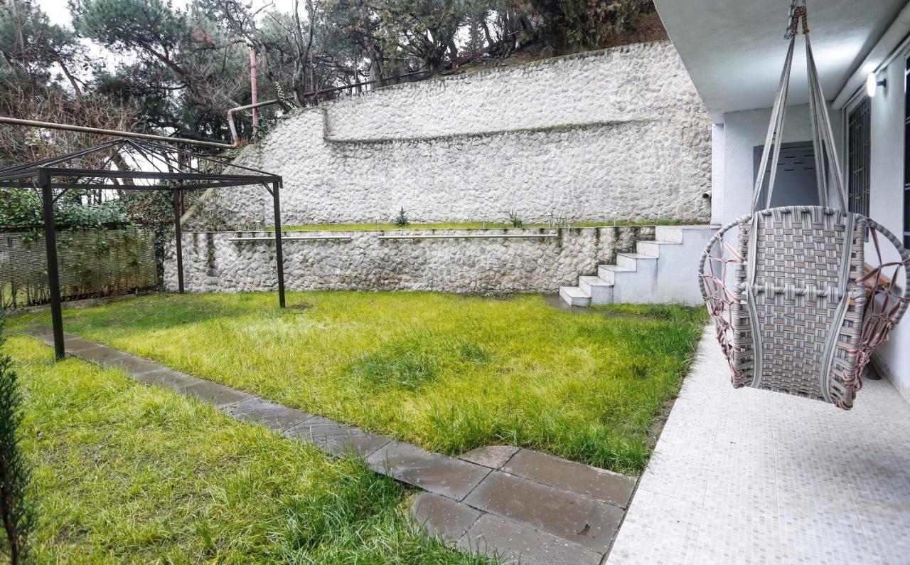 Aleqsandra Tbilisi Exterior foto